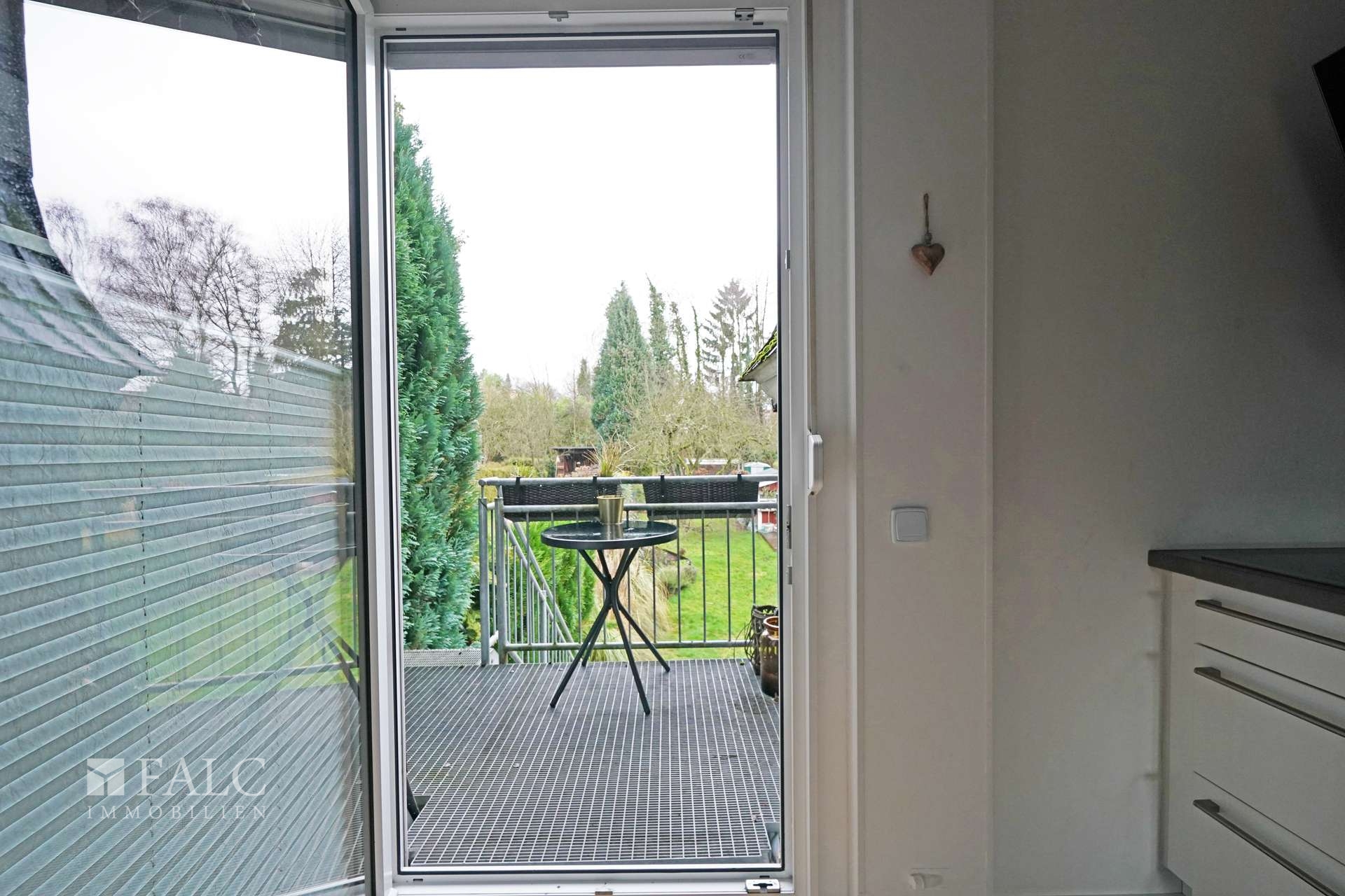 Balkonaustritt Küche 1.OG